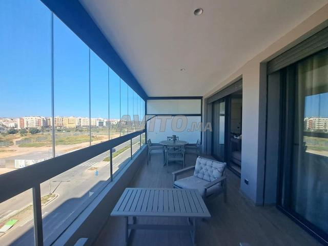 للإيجار استوديو رائع مفروش في CFC - الطابق الرابع