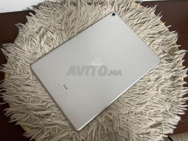 iPad Pro 10.5 (2017) 256 Go GSM couleur argent - 2
