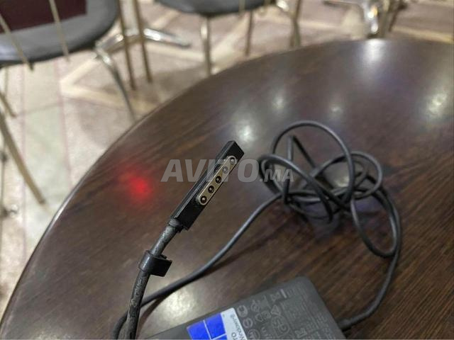Adaptateur Microsoft Surface 12V Original - 2