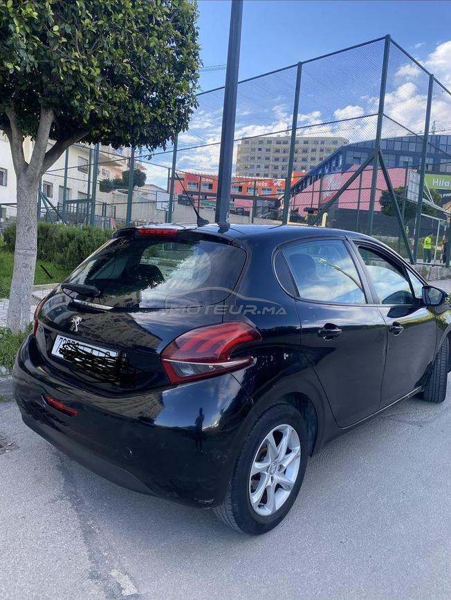 Peugeot 208 Diesel Manuelle 2020 à Tanger