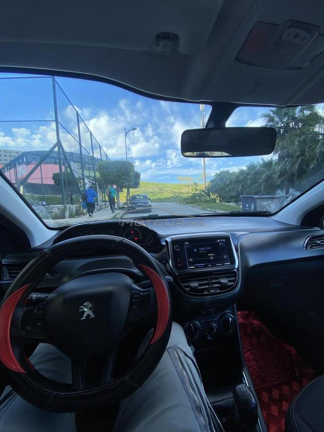 Peugeot 208 Diesel Manuelle 2020 à Tanger