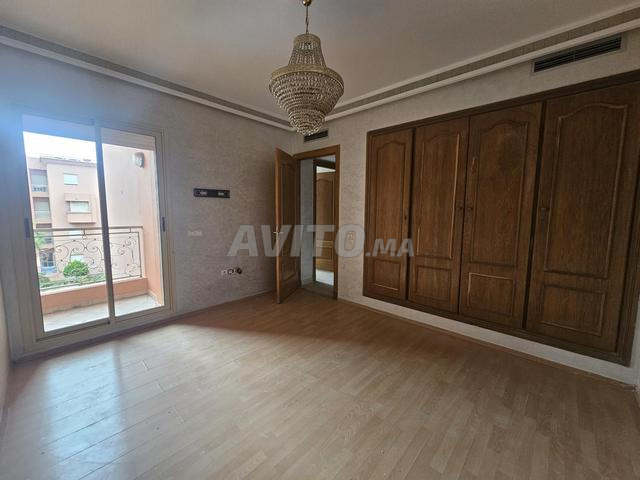 Superbe appartement vide résidence piscine - 2