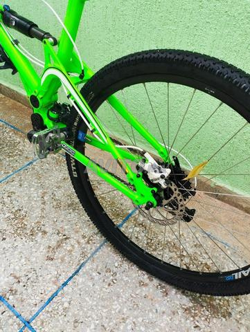 دراجة جبلية GT Full Suspension - حالة ممتازة - 2