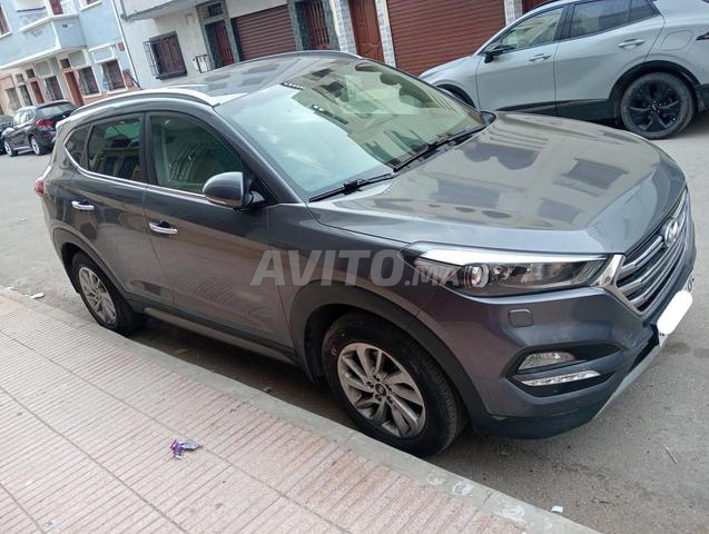 Hyundai Tucson, première main, 2016/09, km 162000 - 2