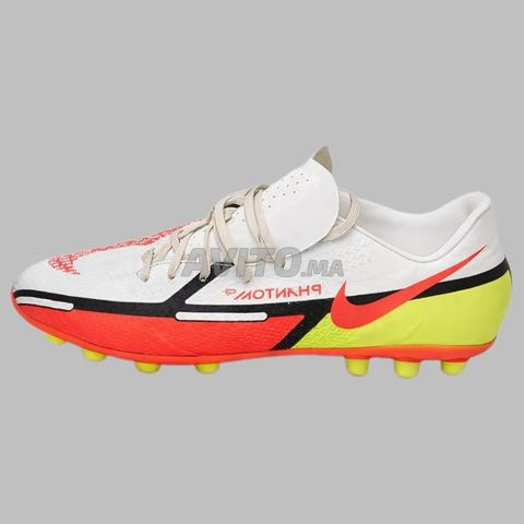 Chaussures de football Nike Phantom GT2