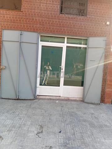 Magasin à louer avec mezzanine