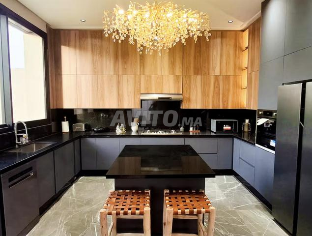 فيلا أنيقة ، حديقة مشجرة - 2