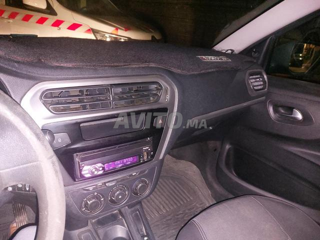 سيارة بيجو 301 للبيع بنزين - 2