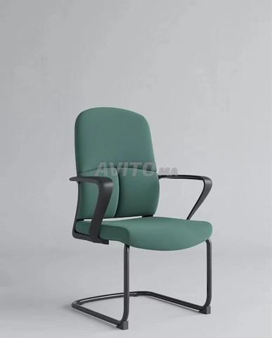 Chaise visiteur / Siège bureau / Khizana / Vestiaire / Lit