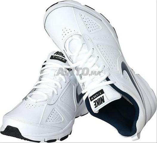 Nike et Adidas originel