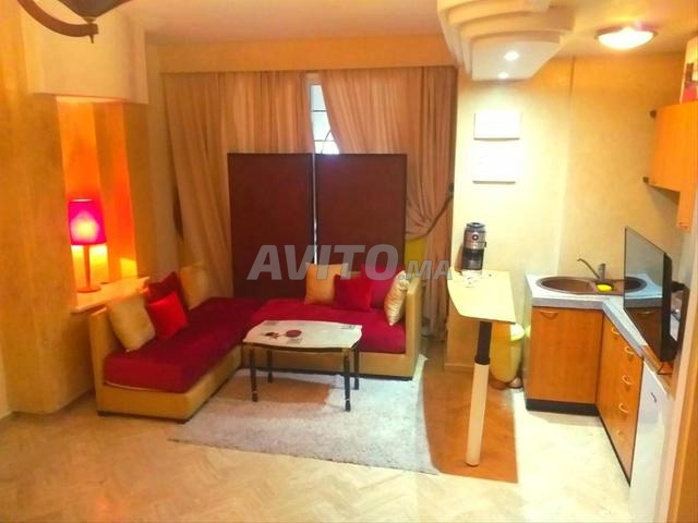 A LOUER STUDIO LOFT MAARIF CÔTÉ TWIN Q PALMIERS - 2