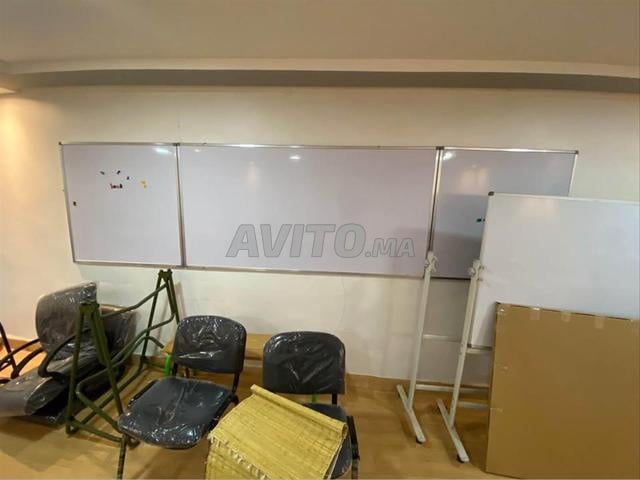 Mobilier scolaire complet/prix d'usine/vestiaire..