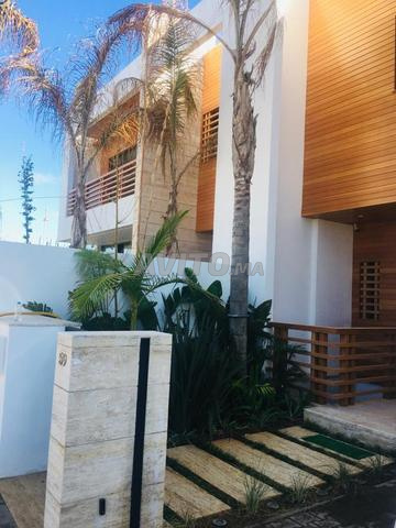 Villa à vendre à Harhoura – 220 m² proche mer