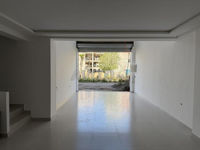 Magasin neuf aménagé - ALMAZ