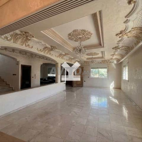 144046-Vente Villa à Casablanca Al Osra de 323 m²