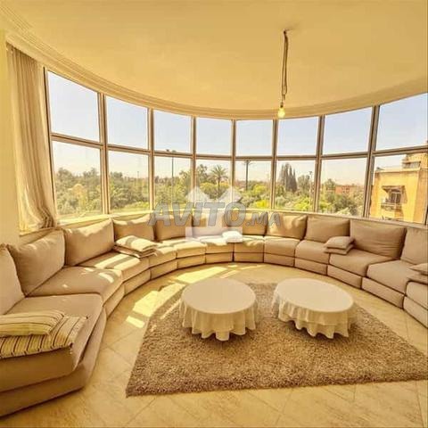 182955-بيع شقة بمراكش هيرناج بمساحة 166 متر مربع