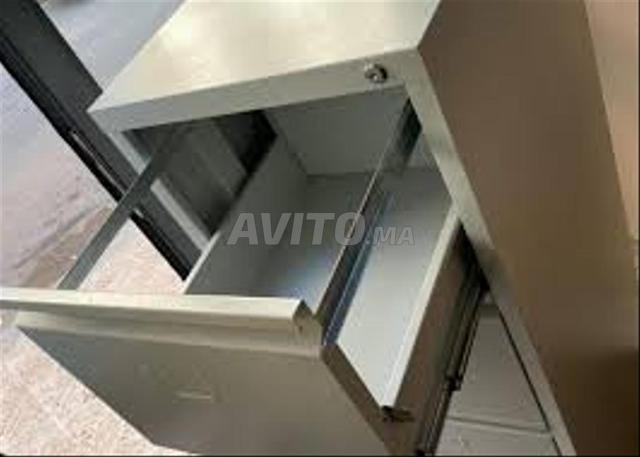 Classeur métallique/vestiaire/armoire/clapet dispo - 2