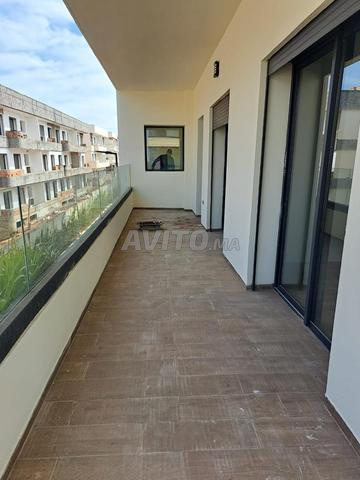 Appartement neuf 130m à louer à Rabat El Menzeh - image 4