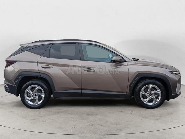 HYUNDAI. Tucson