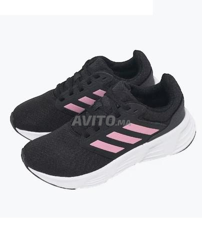 أحذية أديداس أصلية مقاس 40