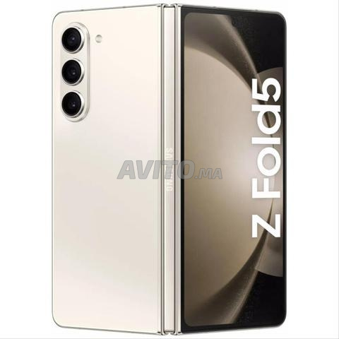 Samsung Galaxy Fold 5... 1024 Go 12 Go RAM