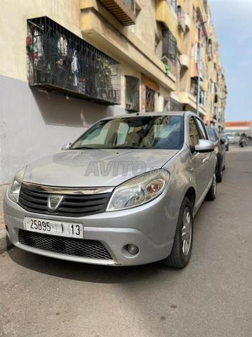 DACIA SANDERO DIESEL 2011