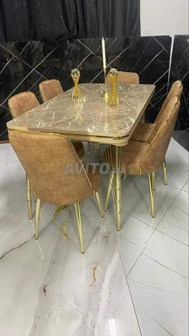 Table de Salle à Manger/vestiaire - 2