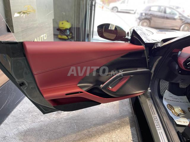 فيراري V12 بنزين 12 سلندر 2026 في الرباط