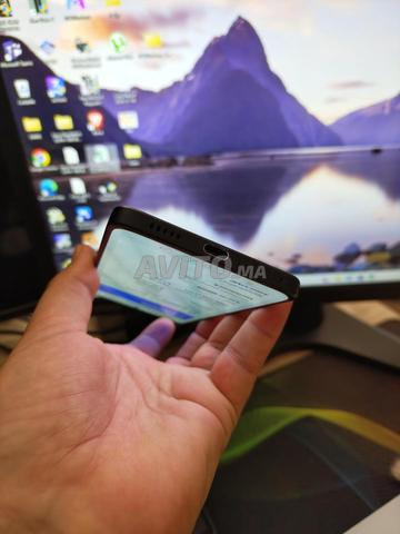 أوبو رينو 8 برو 5G - 2