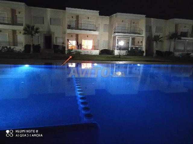 Grand appart luxueux au RDC vu piscine