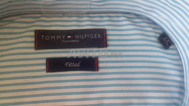 قميص تومي هيلفيغر أصلي جديد مقاس 44 - 2