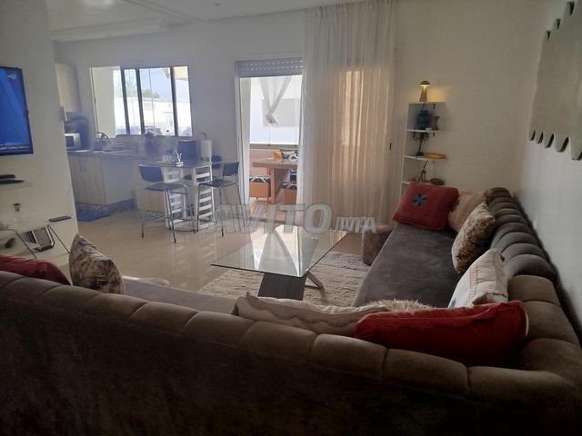 شقة جميلة بالطابق الأرضي مع تراس كبير مغطى بالزجاج - 2