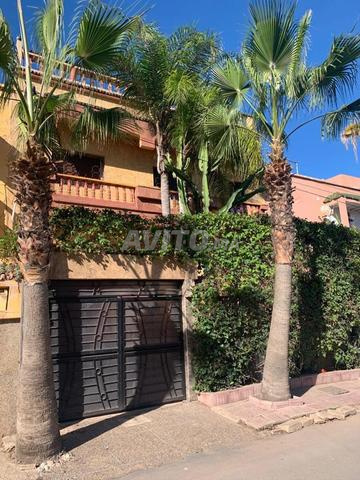 فيلا للبيع بإمكانات قوية R + 4 طوابق - 2