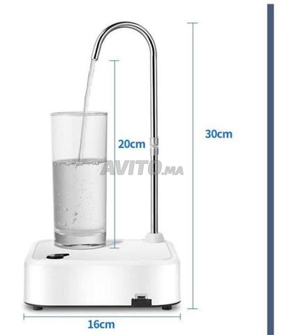 موزع مياه شرب (زجاجة وطاولة)