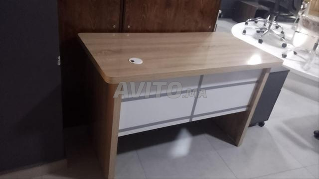 💼 مكتب عملي وعصري - 2