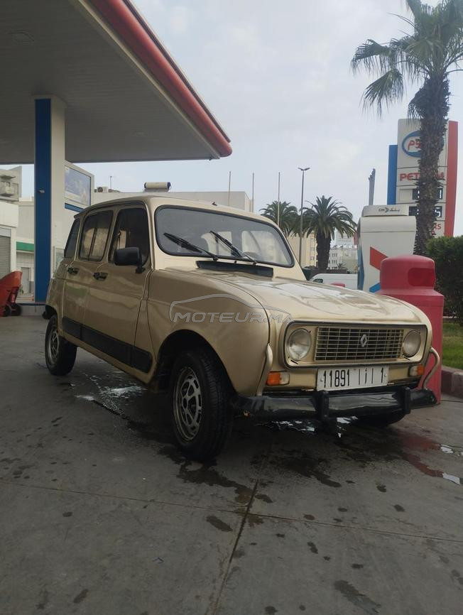 رينو 12 بنزين يدوي 1988 في الدار البيضاء