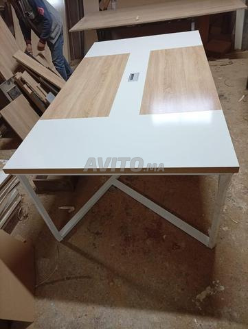 TABLE DE RÉUNION EN BOIS - 2