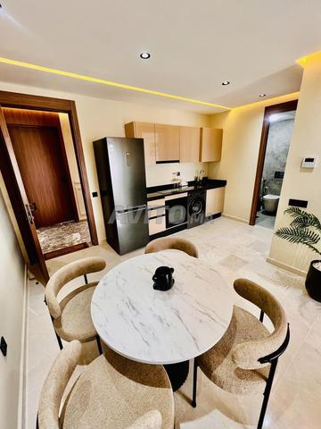 Studio neuf meublé à louer à Palmier - image 4