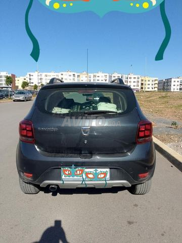 Bonne voiture, tout est neuf, moteur bon, que Dieu bénisse