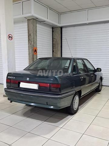 Renault R21 Essence Manuelle 1992 à Oujda