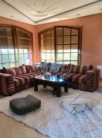 فيلا للبيع بحي إيليغ