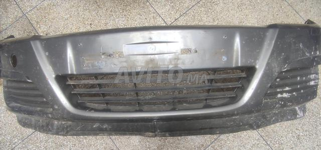 صدام وغطاء محرك أوبل أسترا 2007 - 2