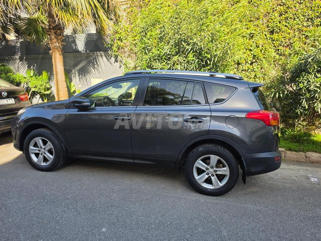 تويوتا راف فور 2 لتر 2014 - 2