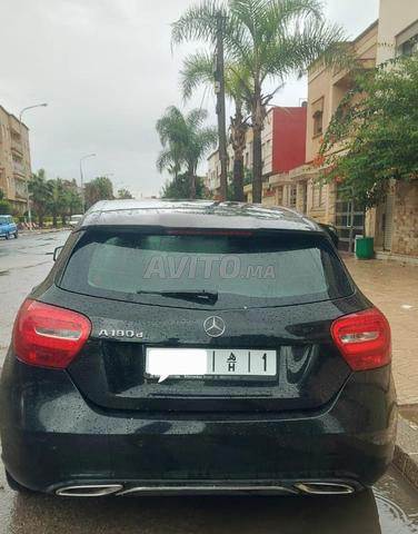 Mercedes Classe A180 Automatique Modèle 12/2015 - 2