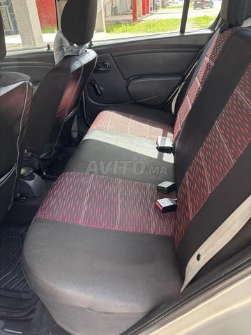 Dacia Sandero Diesel 2012 moteur propre bon état