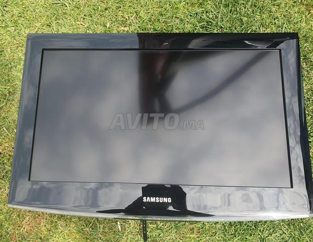Téléviseur SAMSUNG LCD HD 26 pouces - 2