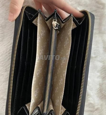 Portefeuille Guess authentique