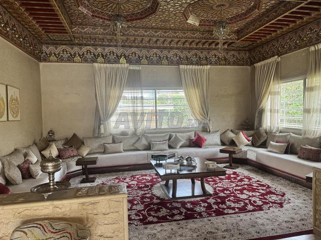 صالون مغربي بحالة جيدة جداً جداً - 2