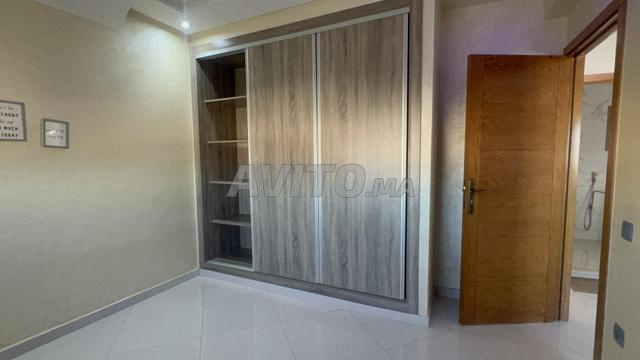 شقة متوسطة المستوى في حي المطار الجديدة - 2