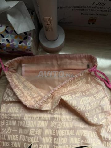 حقيبة نايك وردية - 2